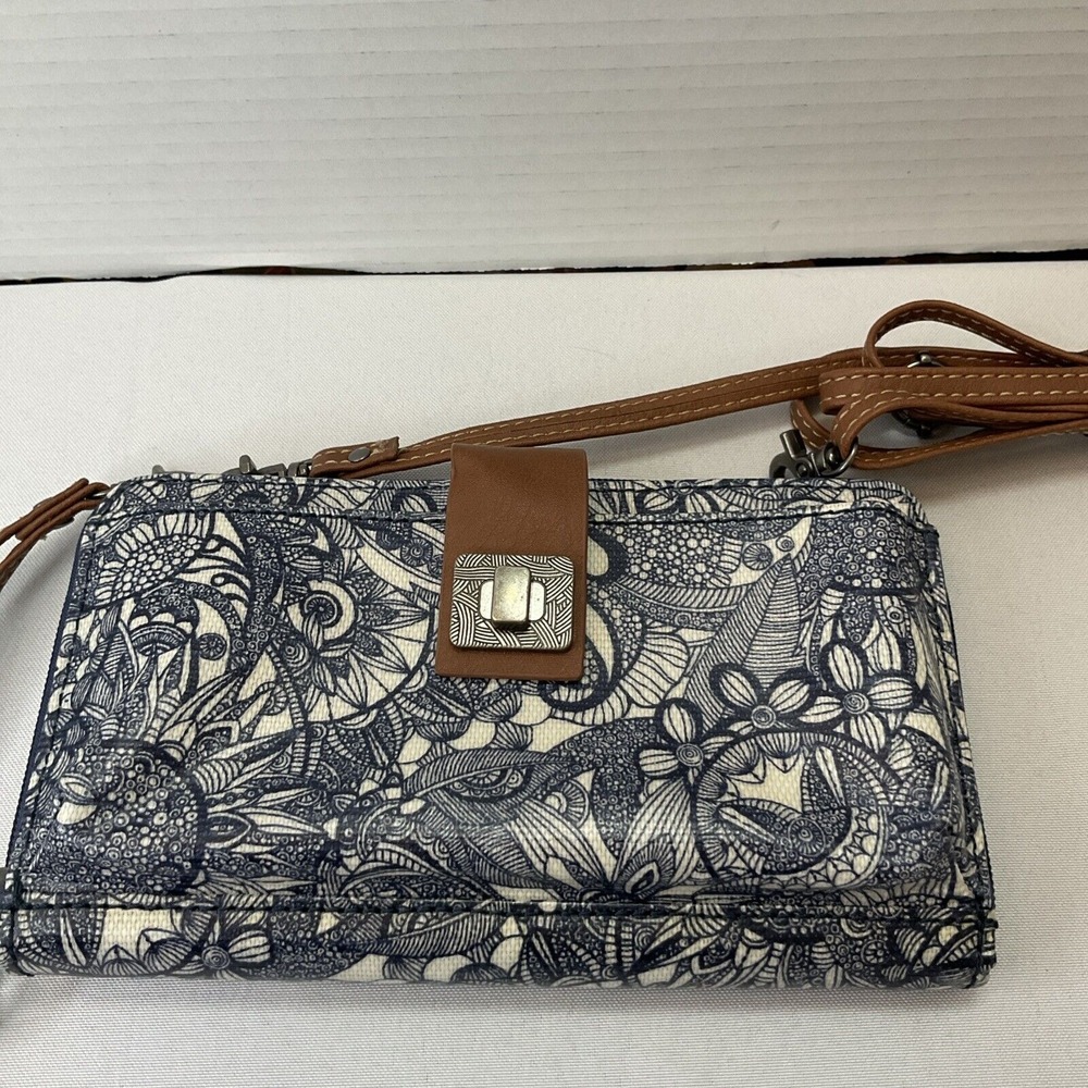 SAKROOTS Navy Spirit Desert Artist Circle Crossbody Zip Wallet Bag/Wristlet